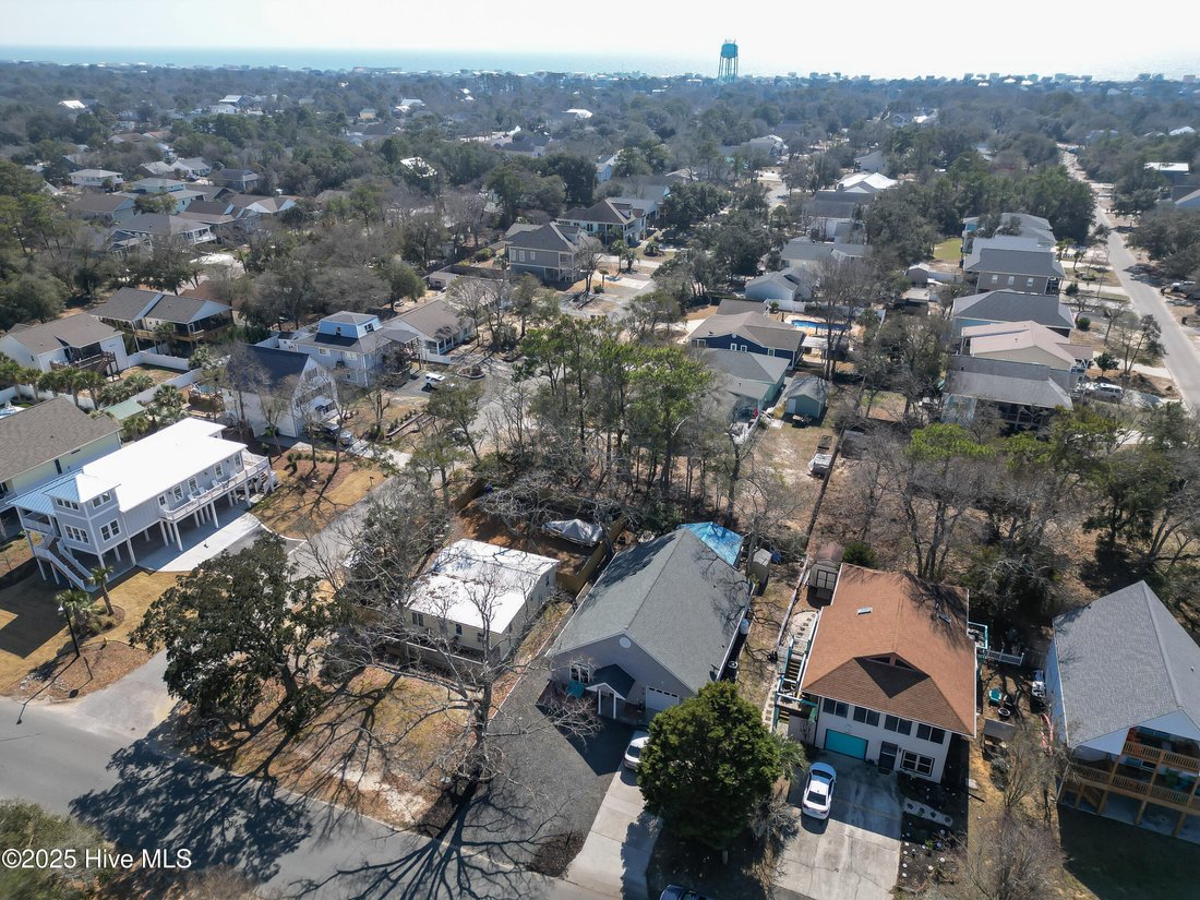 House in Oak Island, North Carolina, United States 4 - 17380823