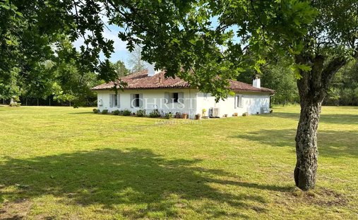 House in Sore, Nouvelle-Aquitaine, France 1