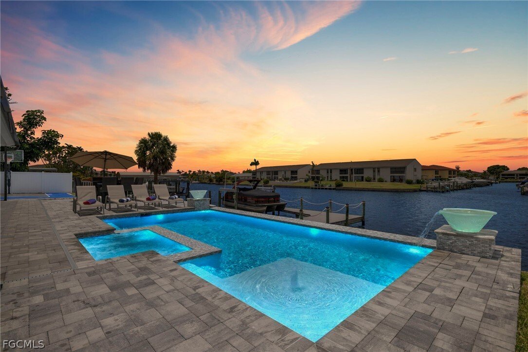 House in Cape Coral, Florida, United States 1 - 17384048