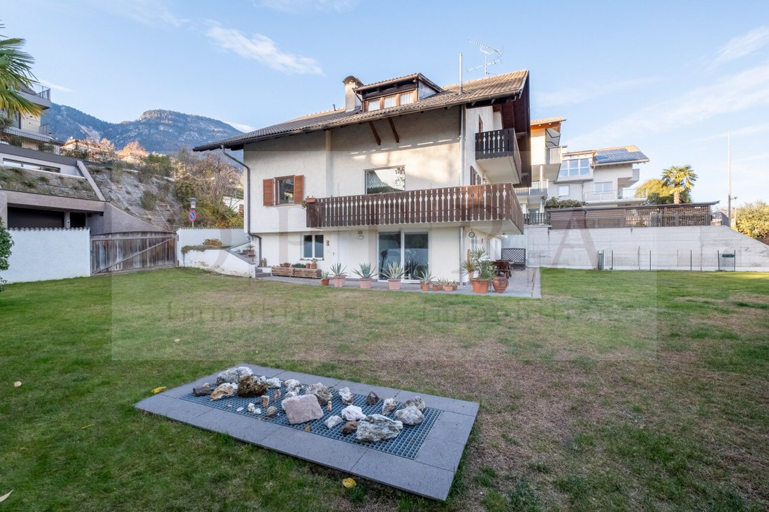 Villa in Appiano Sulla Strada del Vino / Eppan an der Weinstraße, Trentino – Alto Adige/Südtirol, Italy 4 - 17384627