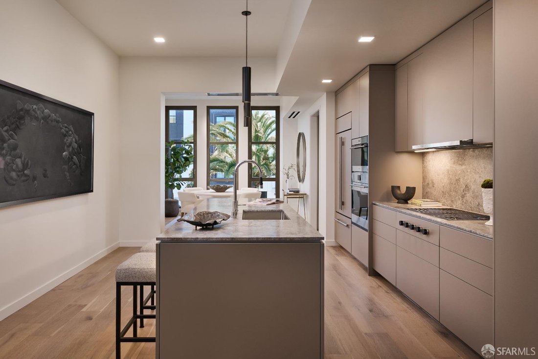 Condo in San Francisco, California, United States 4 - 17382976