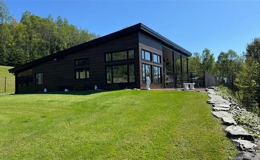 House in Saint-Jacques, New Brunswick, Canada 1