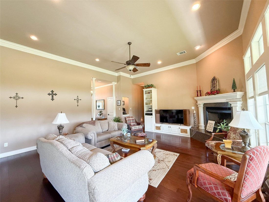 House in Lexington, Texas, United States 5 - 17383363