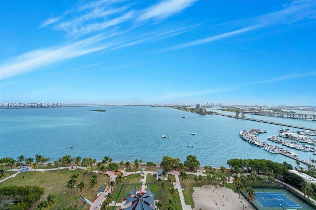 Condo in Miami, Florida, United States 1 - 17380947