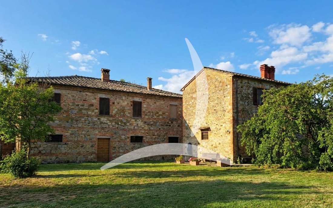 Lucignano, Tuscany, Italy 2 - 17384227