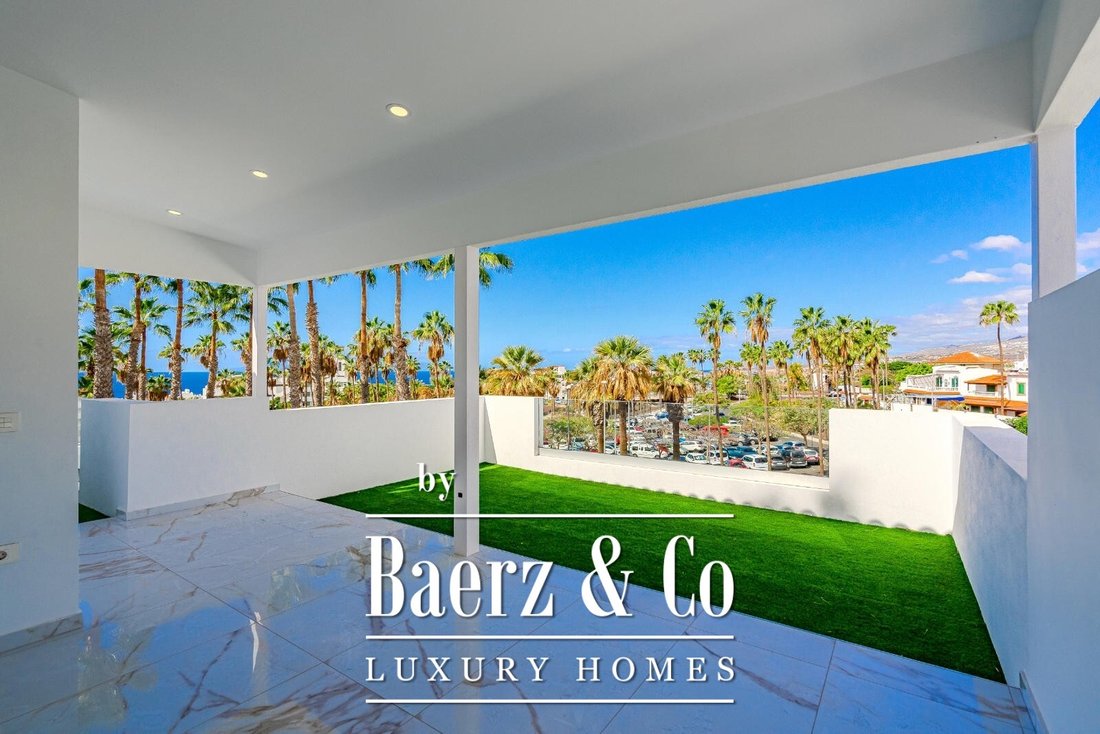 Villa in Costa Adeje, Adeje, Canary Islands 3 - 17383767