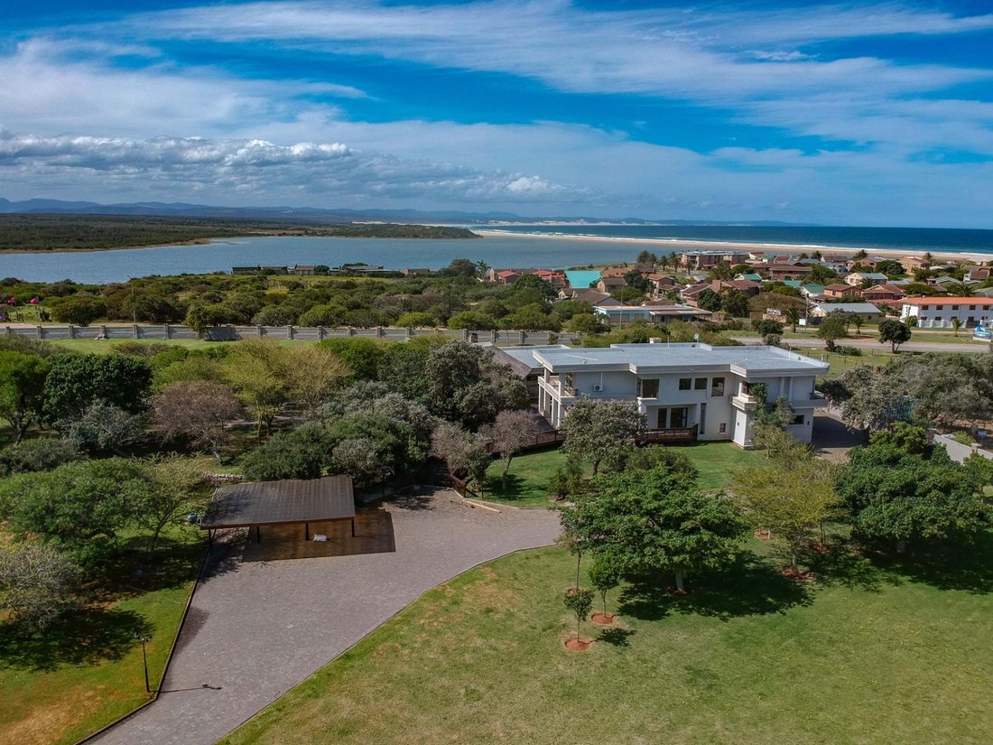 Farm Ranch in Jeffreys Bay, Eastern Cape, South Africa 5 - 15853740
