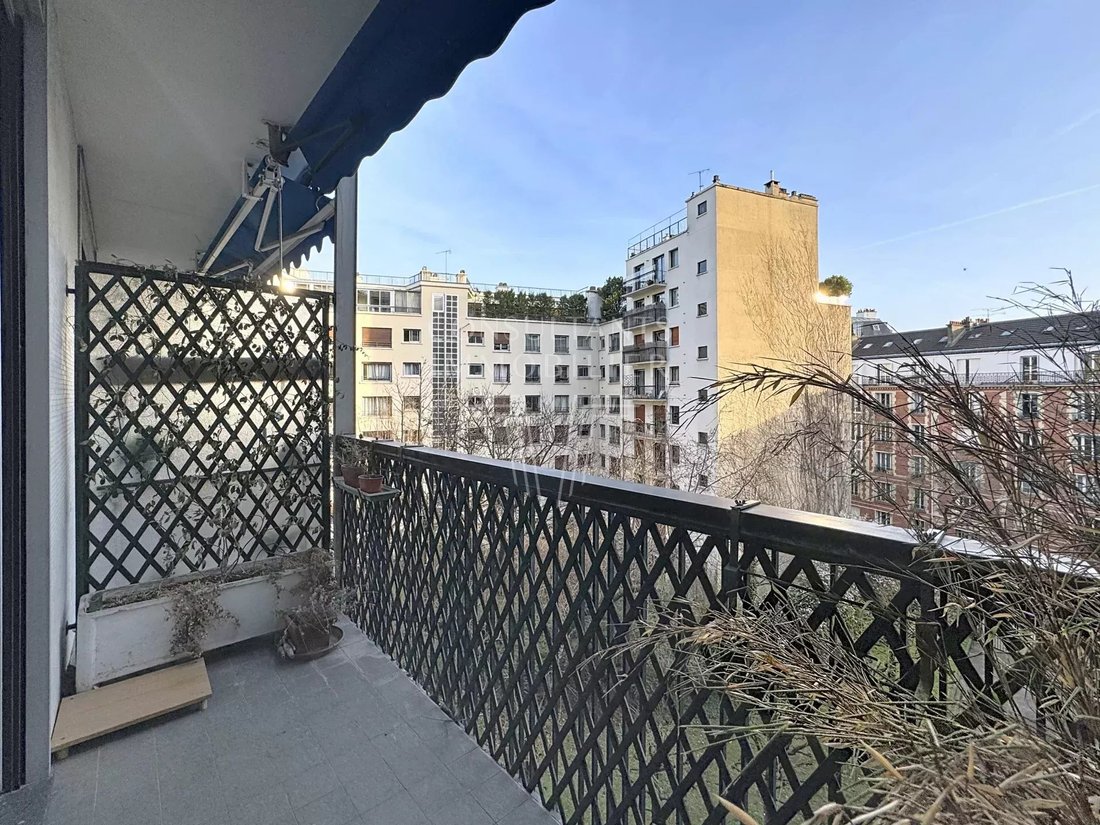 Apartment in Muette Nord, Paris 16e Arrondissement, Paris 2 - 17380559