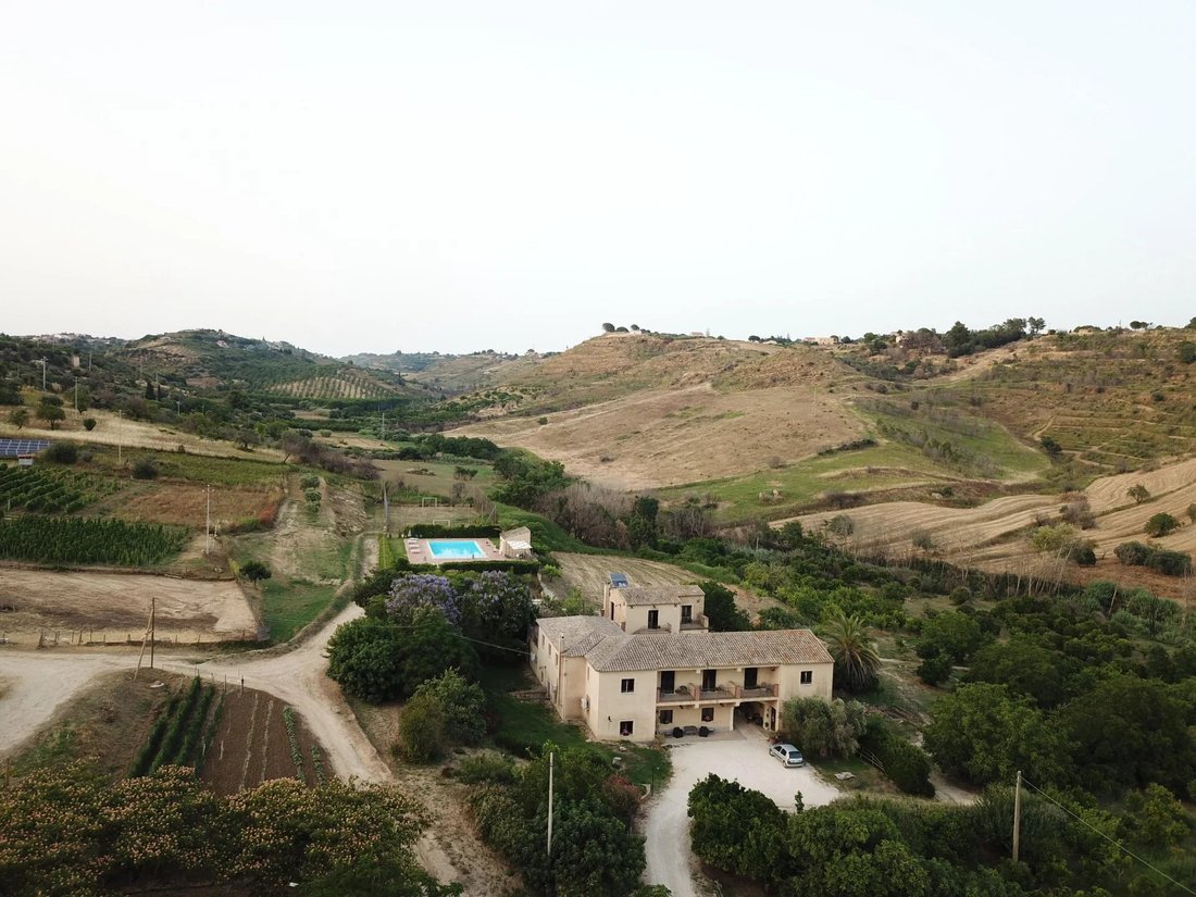 Altro a Caltagirone, Sicilia, Italia 1 - 17381714