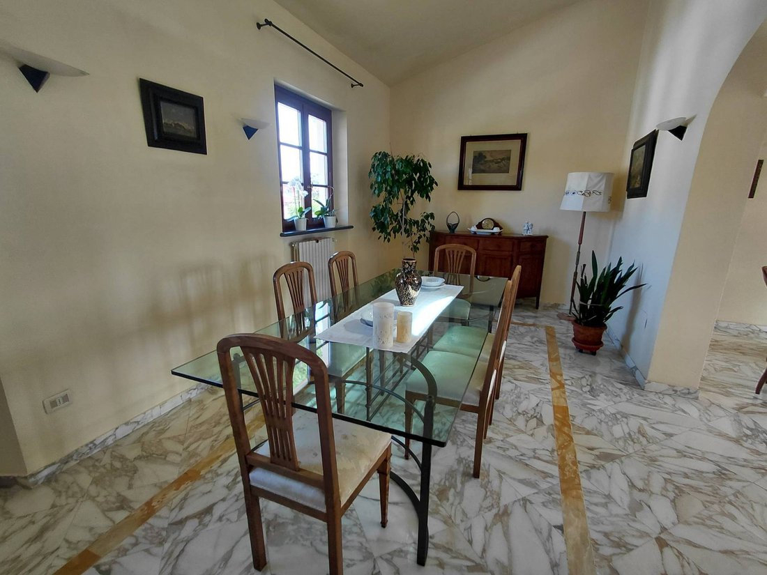 Villa in Pisa, Tuscany, Italy 4 - 17384896