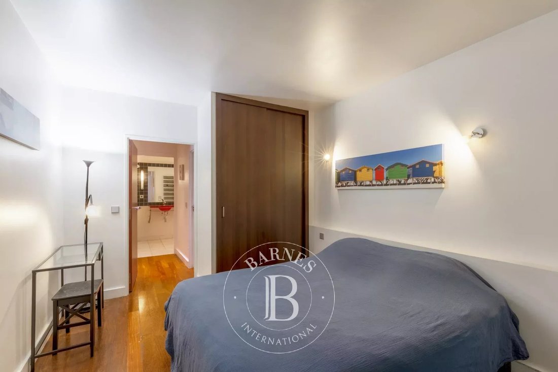 Apartment in Hoche-Friedland, Paris 8e Arrondissement, Paris 5 - 17381546