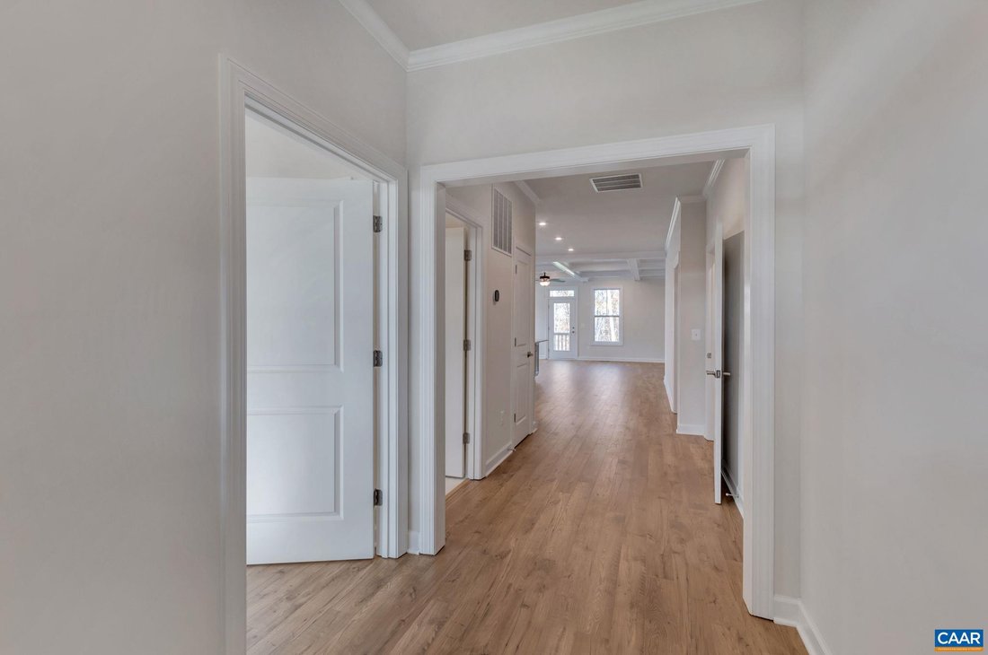 House in Charlottesville, Virginia, United States 4 - 17380950