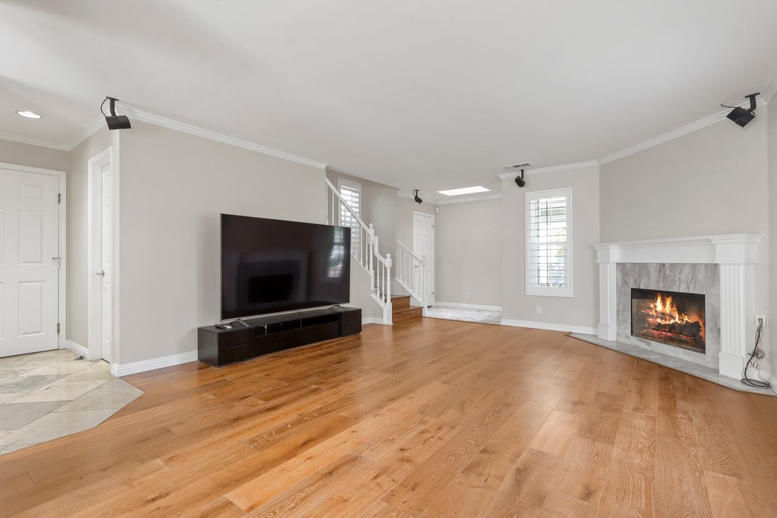 House in Signal Hill, California, United States 3 - 17380470
