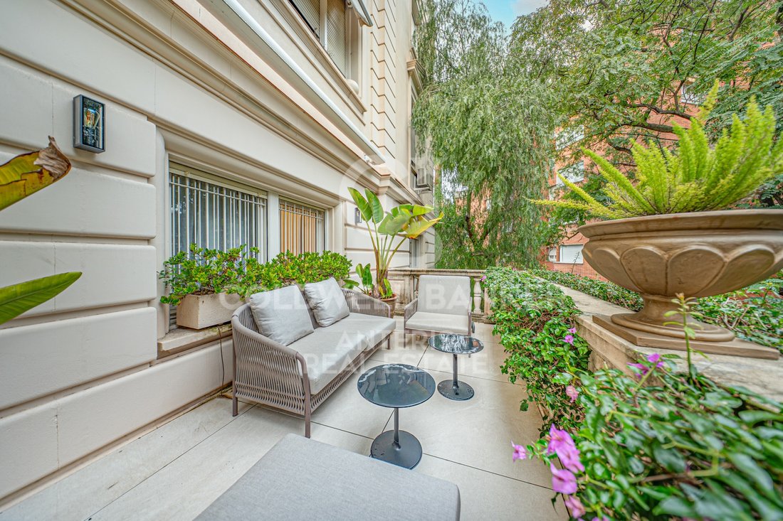 Apartment in Sarrià-Sant Gervasi, Barcelona, Spain 1 - 17384495