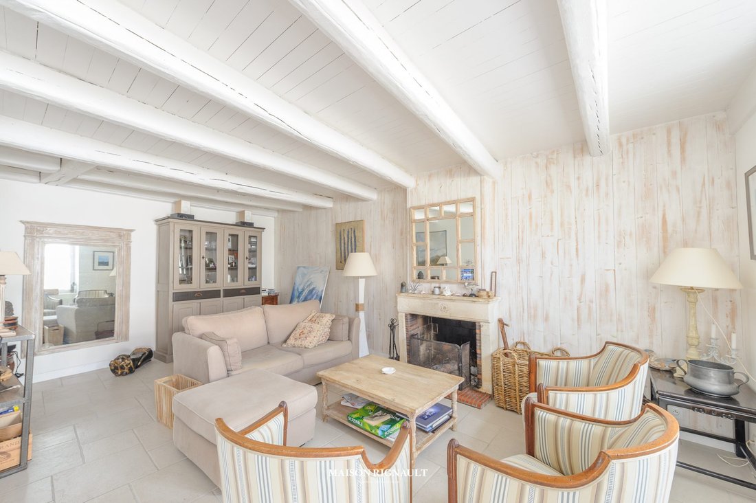 House in La Couarde-sur-Mer, Nouvelle-Aquitaine, France 1 - 17385242