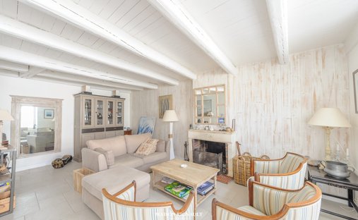 House in La Couarde-sur-Mer, Nouvelle-Aquitaine, France 1