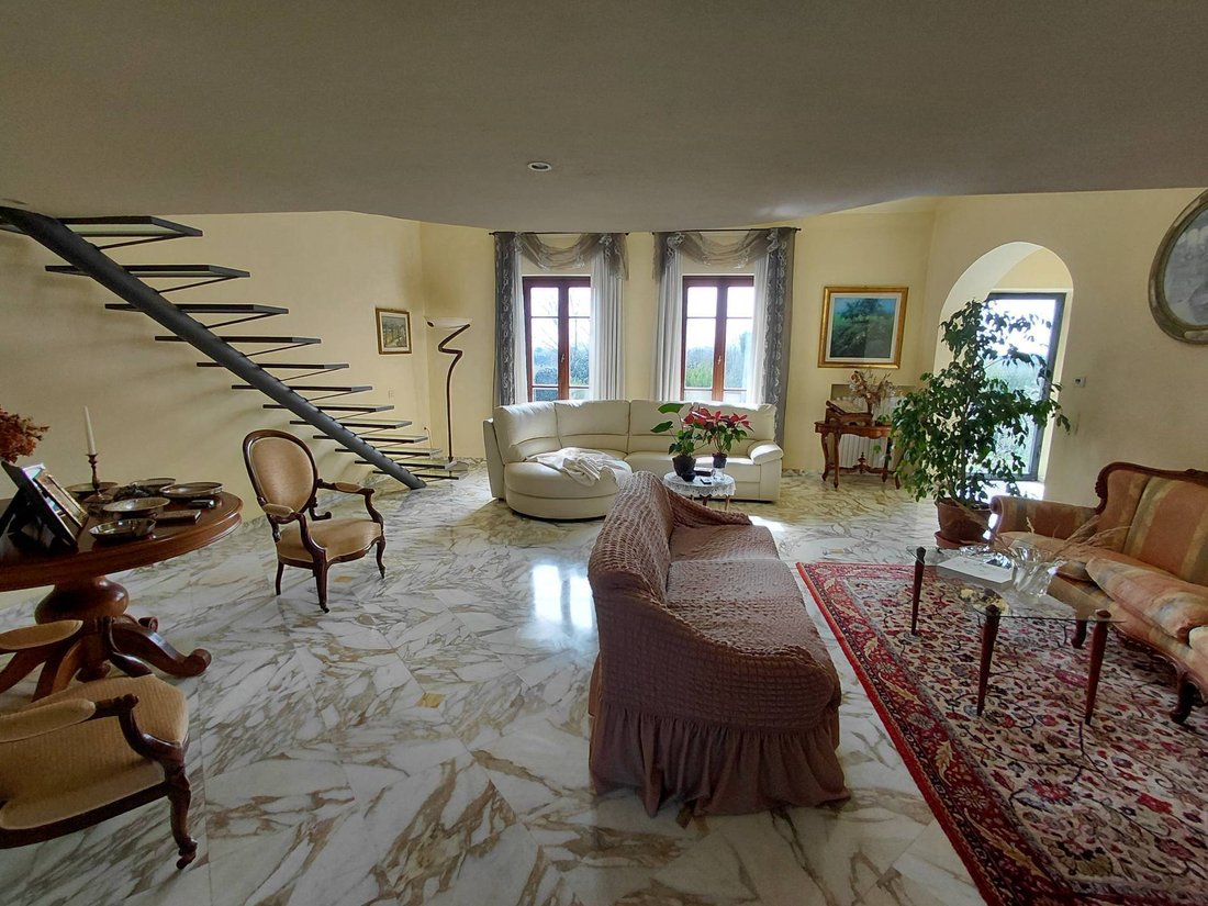 Villa in Pisa, Tuscany, Italy 3 - 17384896