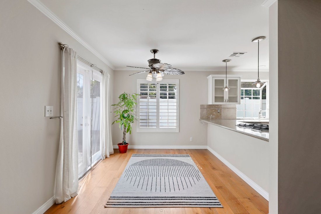 House in Signal Hill, California, United States 4 - 17380470