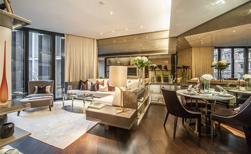 Apartment in Knightsbridge, Kensington And Chelsea, England 1