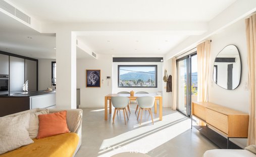 House in Plan-de-Cuques, Provence-Alpes-Côte d'Azur, France 1