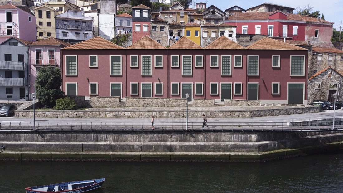 Apartment in Santa Marinha e Sao Pedro da Afurada, Porto District, Portugal 5 - 17384504