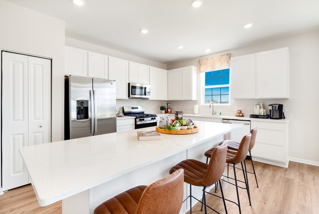 House in Aurora, Illinois, United States 4 - 17383628