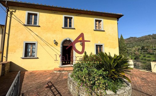 Casa di campagna a Lamporecchio, Toscana, Italia 1