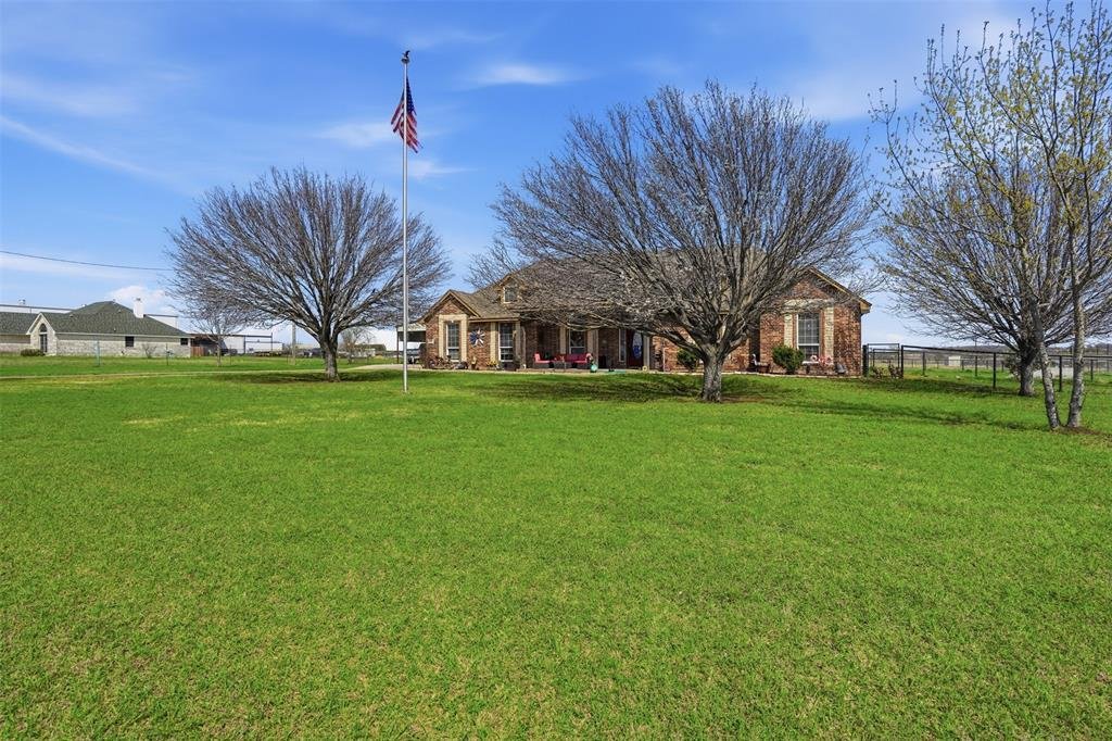 House in Cleburne, Texas, United States 1 - 17384149