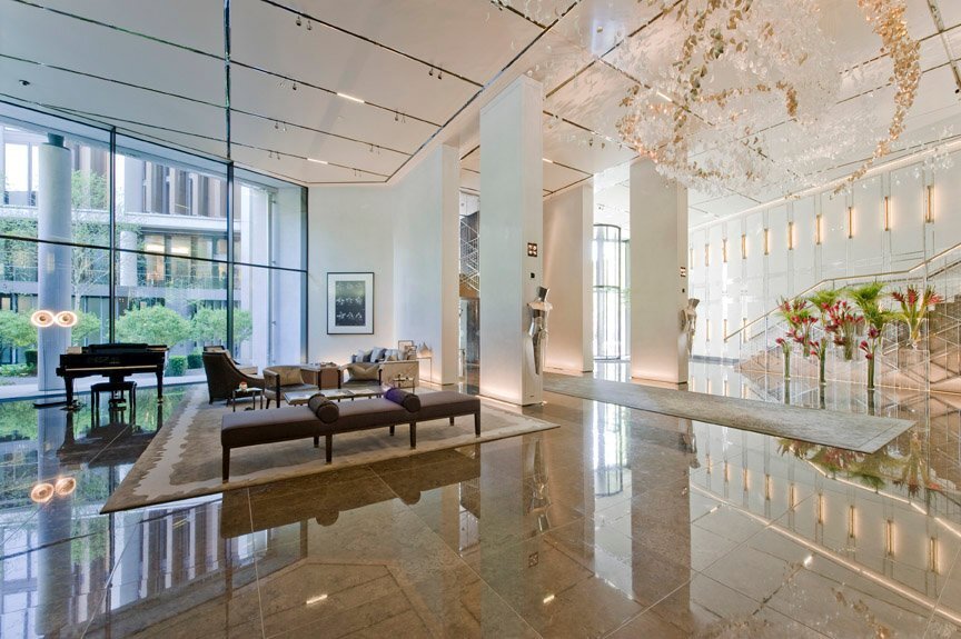 Apartment in Knightsbridge, Kensington And Chelsea, England 2 - 17381012