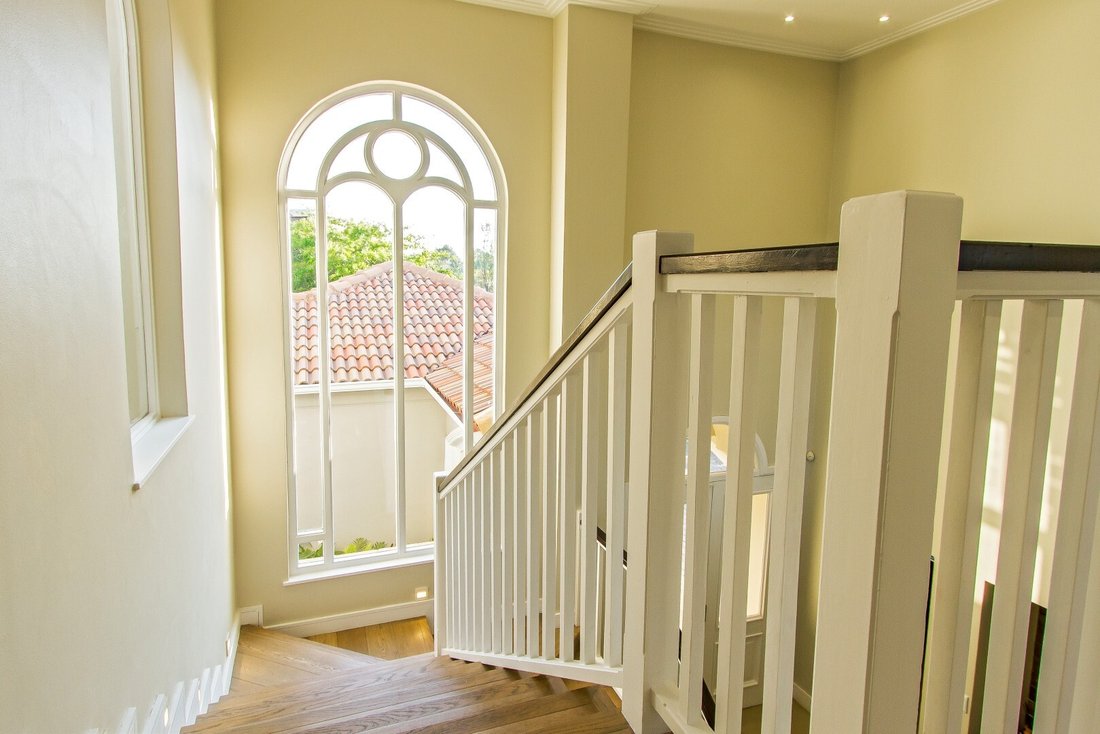 House in Sandton, Gauteng, South Africa 4 - 17384648