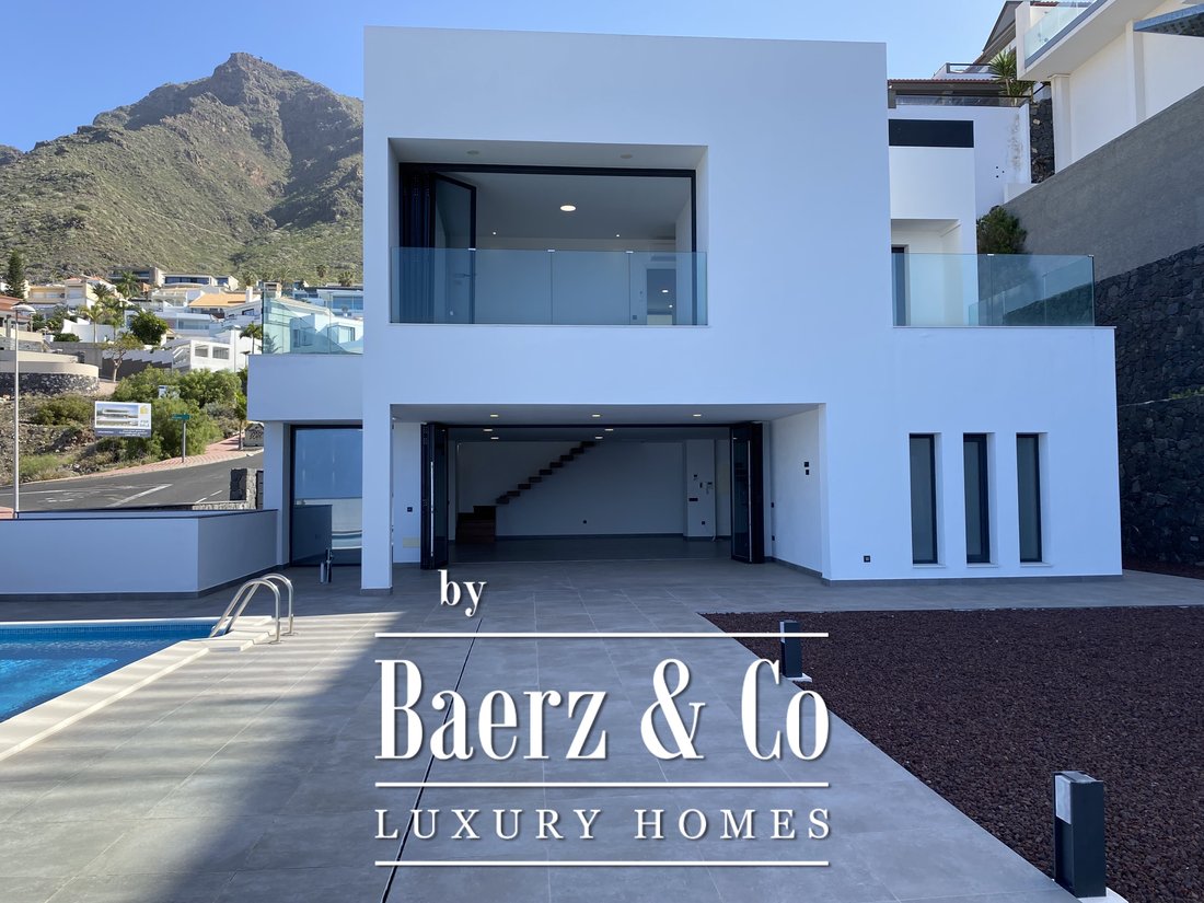 Villa in Costa Adeje, Adeje, Canary Islands 4 - 17383712