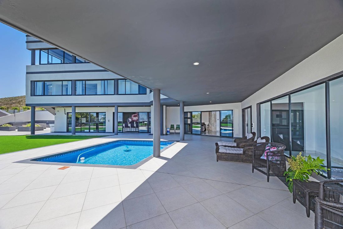 House in Cape Town, Western Cape, South Africa 5 - 17380890
