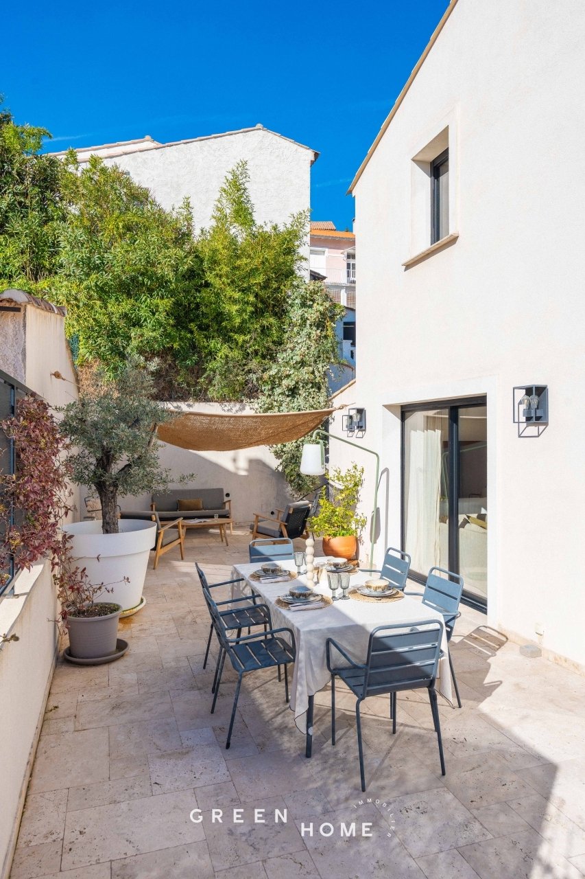 House in Plan-de-Cuques, Provence-Alpes-Côte d'Azur, France 5 - 17381283