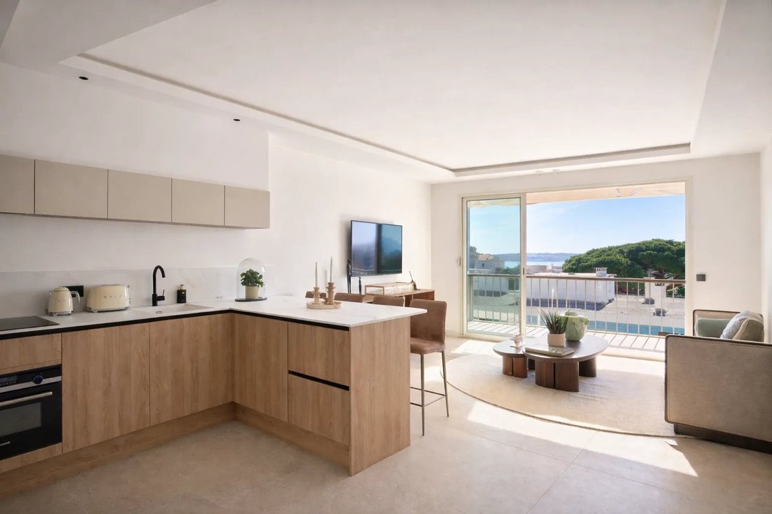 Apartment in La Source, Cannes, France 1 - 17352713