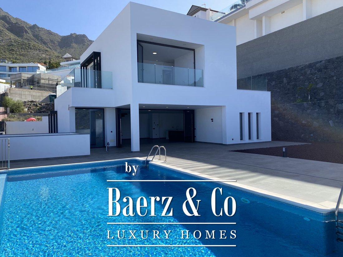 Villa in Costa Adeje, Adeje, Canary Islands 3 - 17383712
