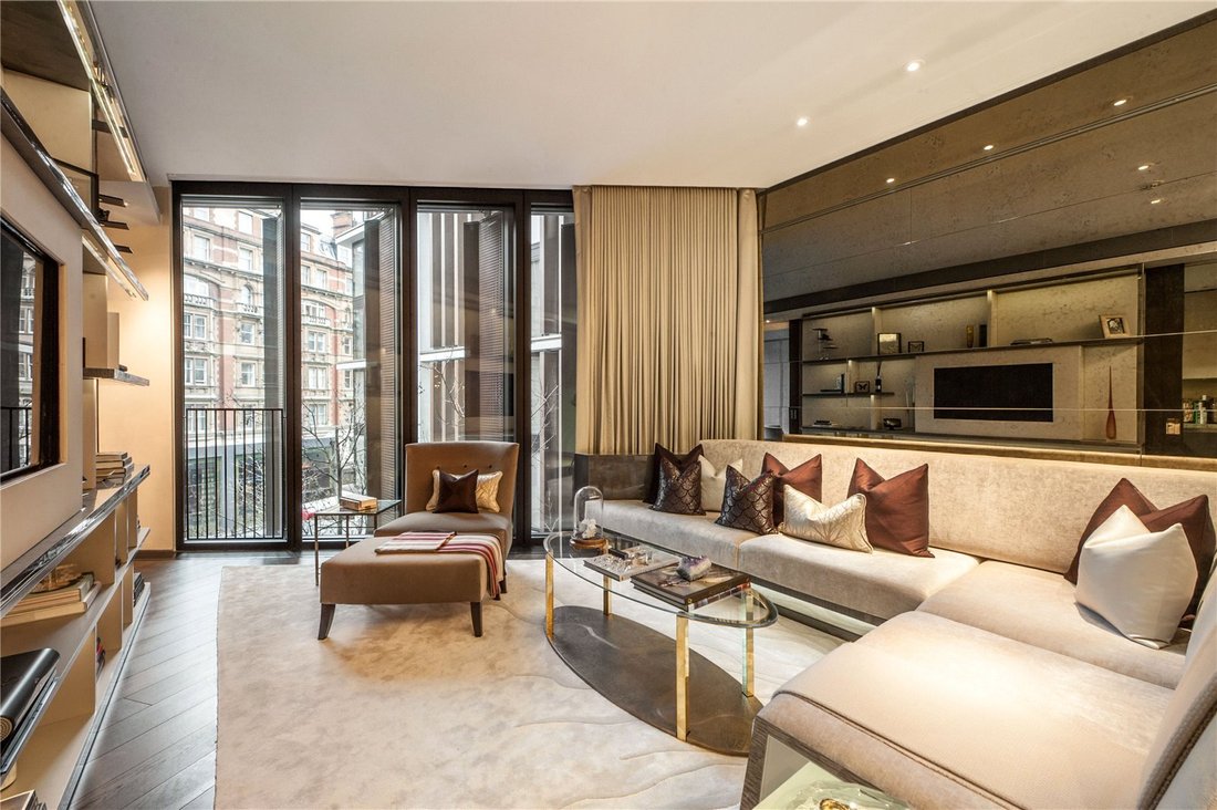 Apartment in Knightsbridge, Kensington And Chelsea, England 5 - 17381012