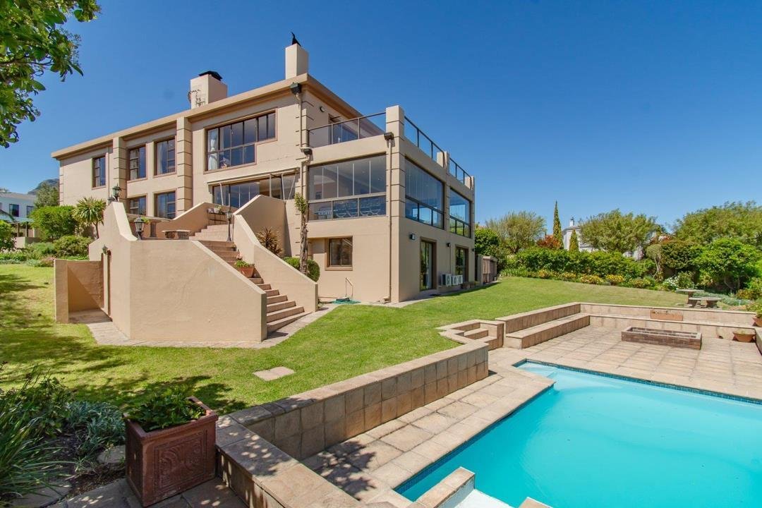 House in Bel` Aire, Cape Town, Western Cape 1 - 17383738
