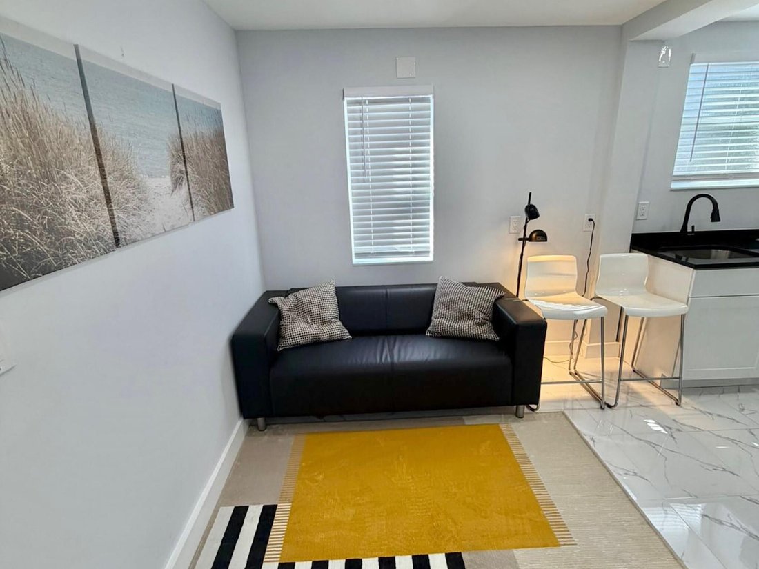 Pompano Beach, Florida, United States 2 - 17179603