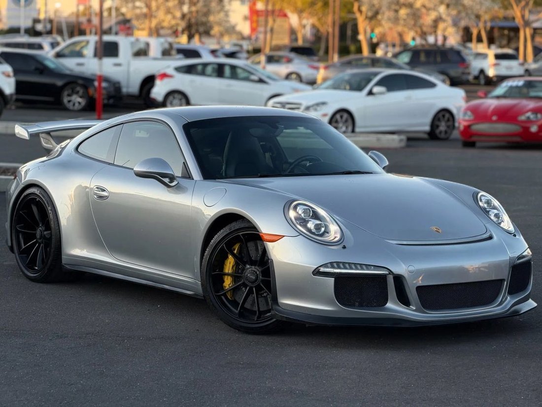 Coupe in Sacramento, CA, United States 3 - 17382056