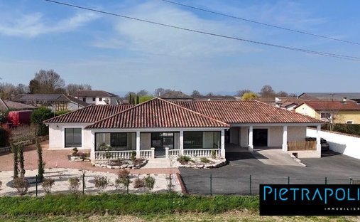 House in Biziat, Auvergne-Rhône-Alpes, France 1