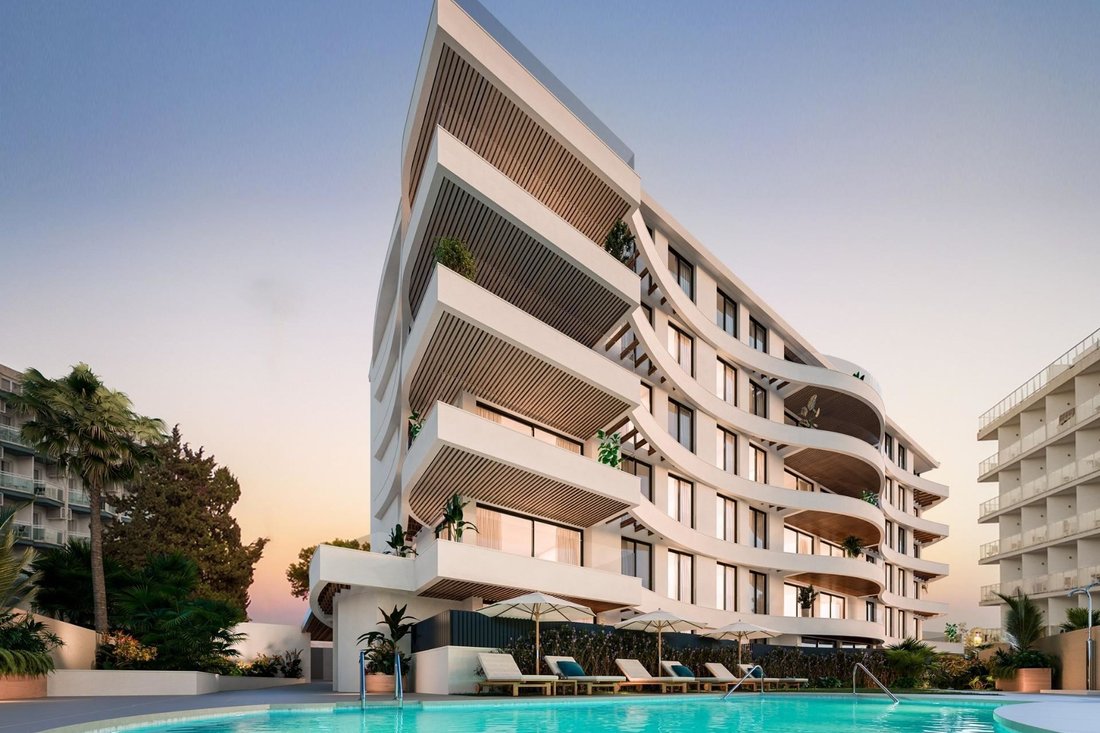 Apartment in Benalmadena, Andalusia, Spain 3 - 17383106