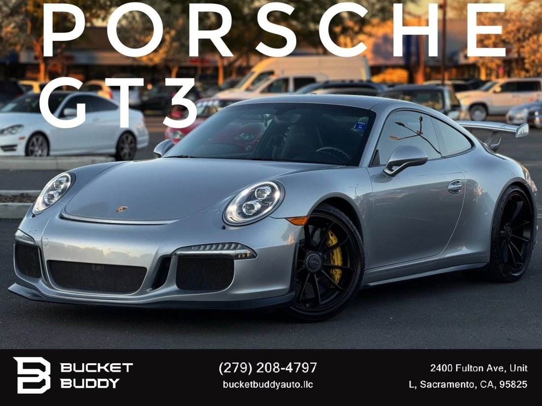 Coupe in Sacramento, CA, United States 1 - 17382056