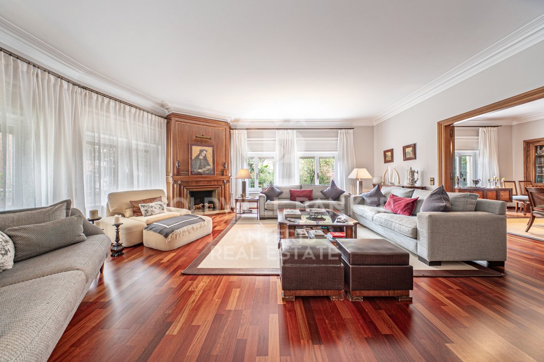 Apartment in Sarrià-Sant Gervasi, Barcelona, Spain 3 - 17384495