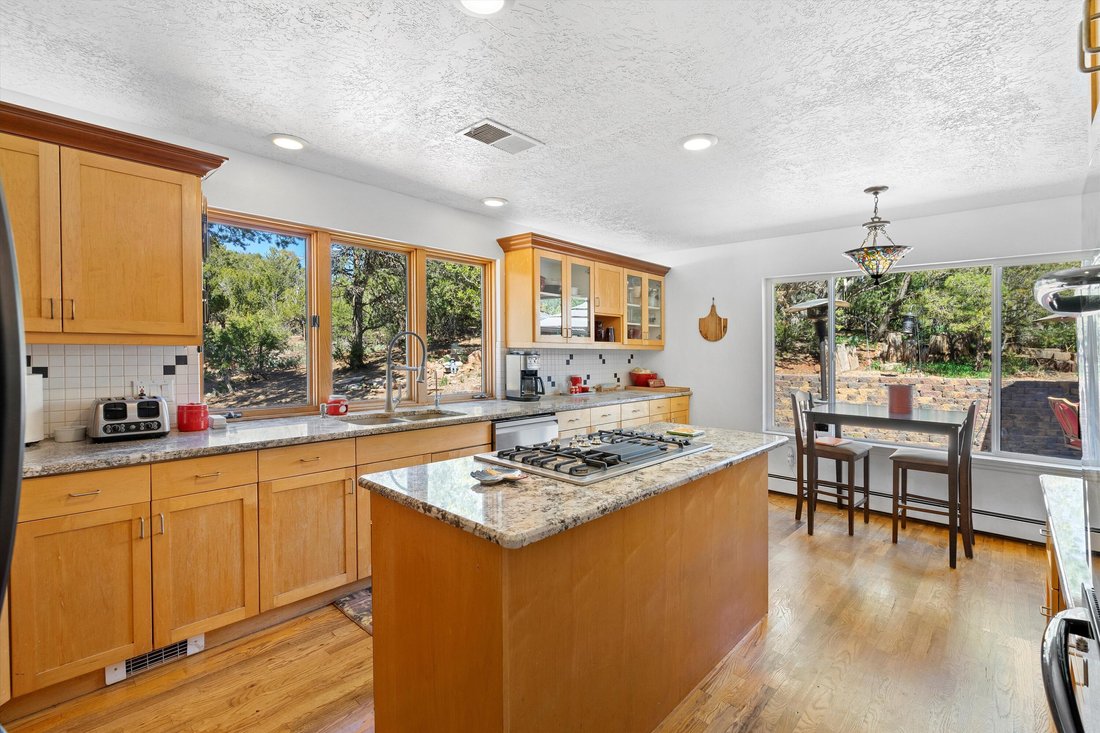 House in Tijeras, New Mexico, United States 1 - 17383448