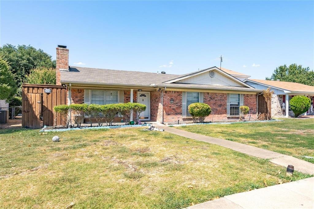 Garland, Texas, United States 1 - 17384086