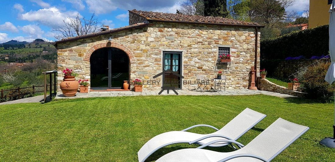 Estate in Fiesole, Tuscany, Italy 5 - 17380725