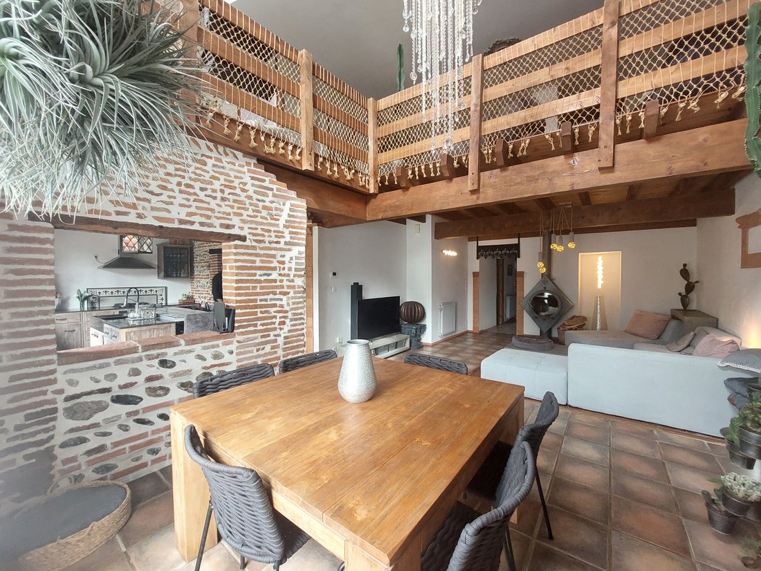 House in Lavernose-Lacasse, Occitania, France 2 - 17381231