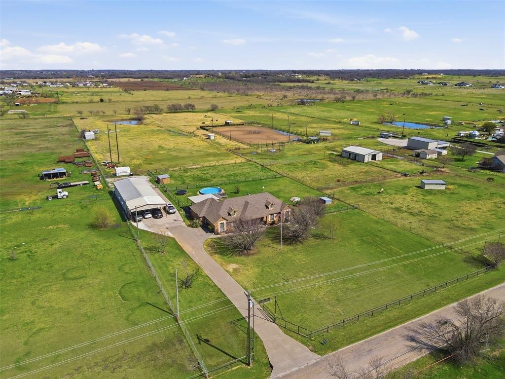 House in Cleburne, Texas, United States 2 - 17384149