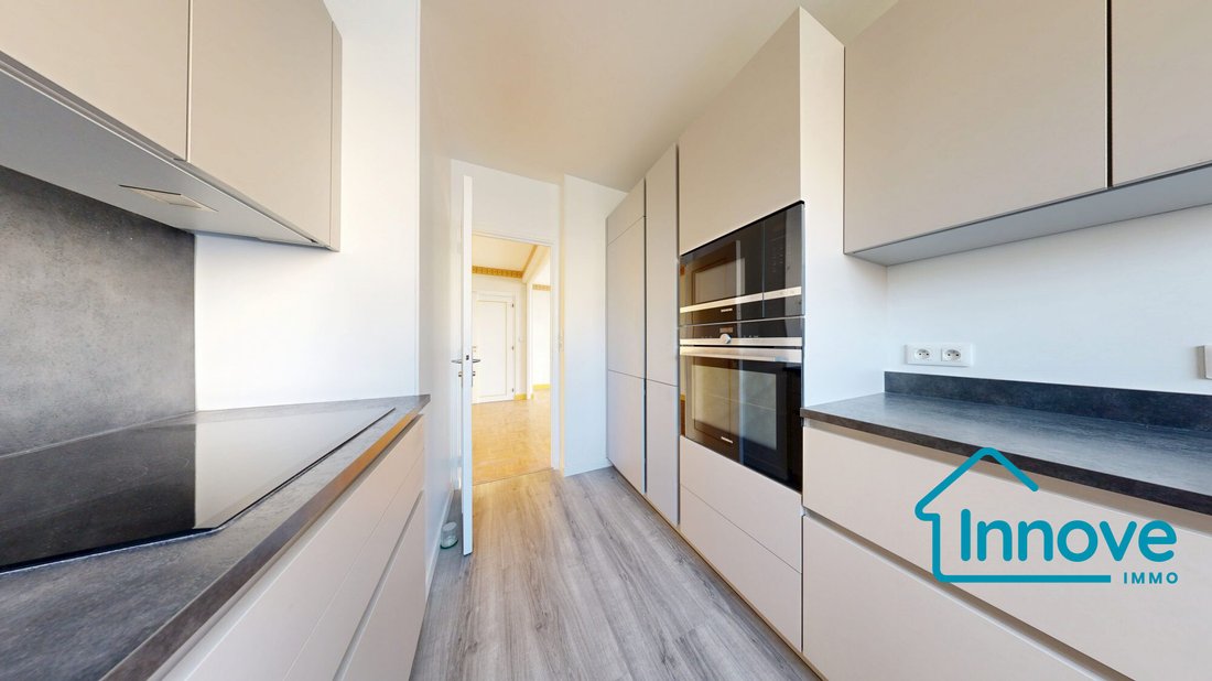 Apartment in Domaine National du Château, Versailles, France 2 - 17385231