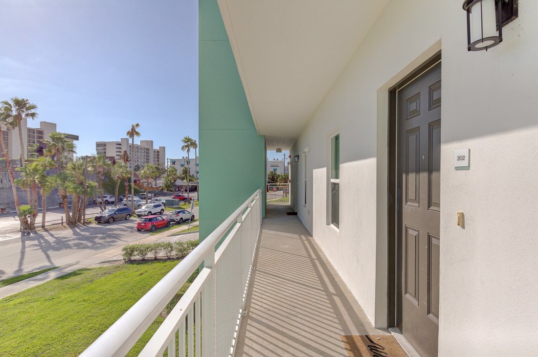 Condo in Madeira Beach, Florida, United States 4 - 17380467
